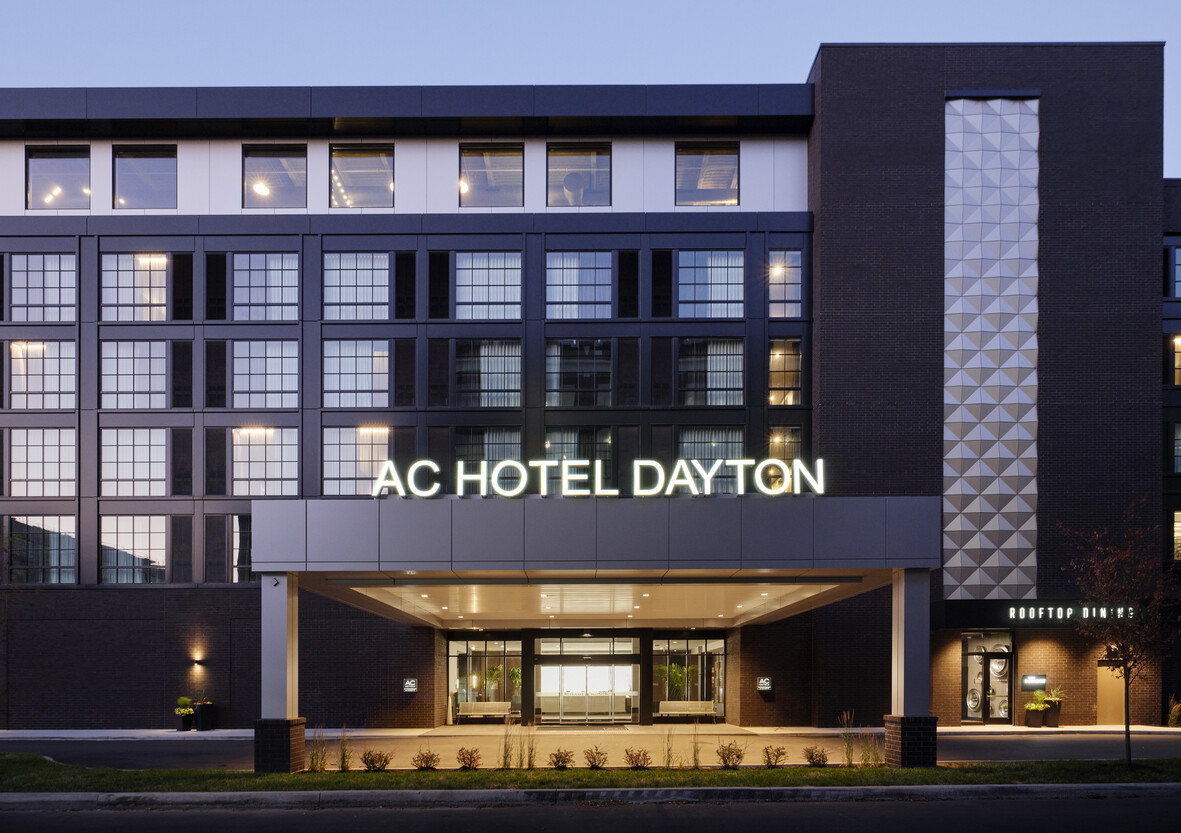 AC Dayton hotel entrance